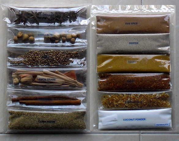 Buy this article : assortment of Thai herbs and spices